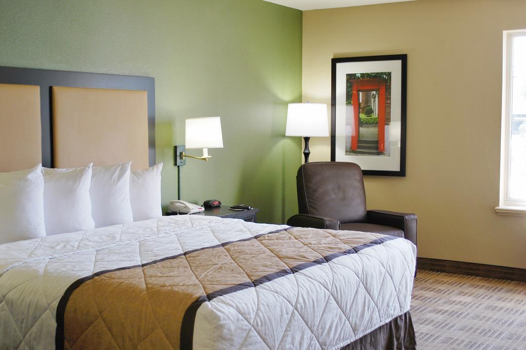 Extended Stay America Select Suites - Chicago - Westmont - Oak Brook Exterior foto
